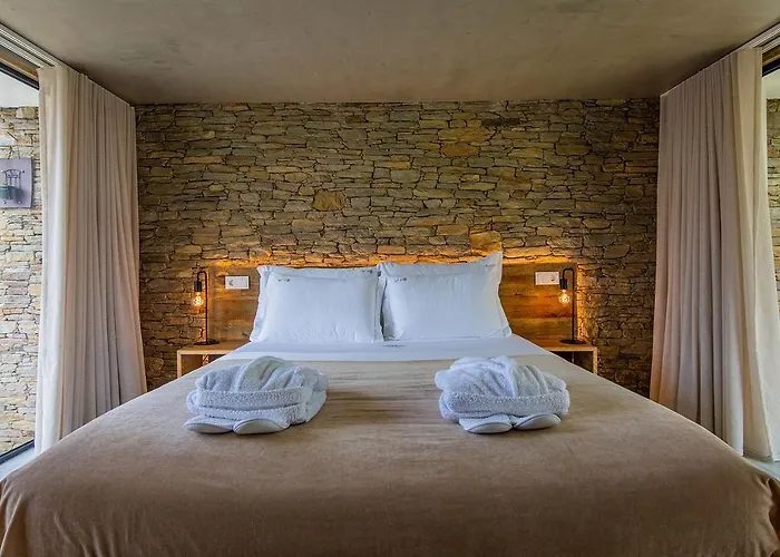 Quinta Do Pedregal & Отель Вила-Нова-ди-Гая